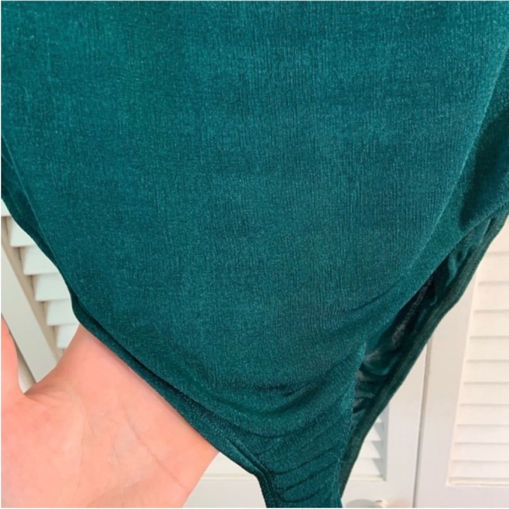 Last 2! NWT green plus sized key hole bodysuit - Picture 11 of 11